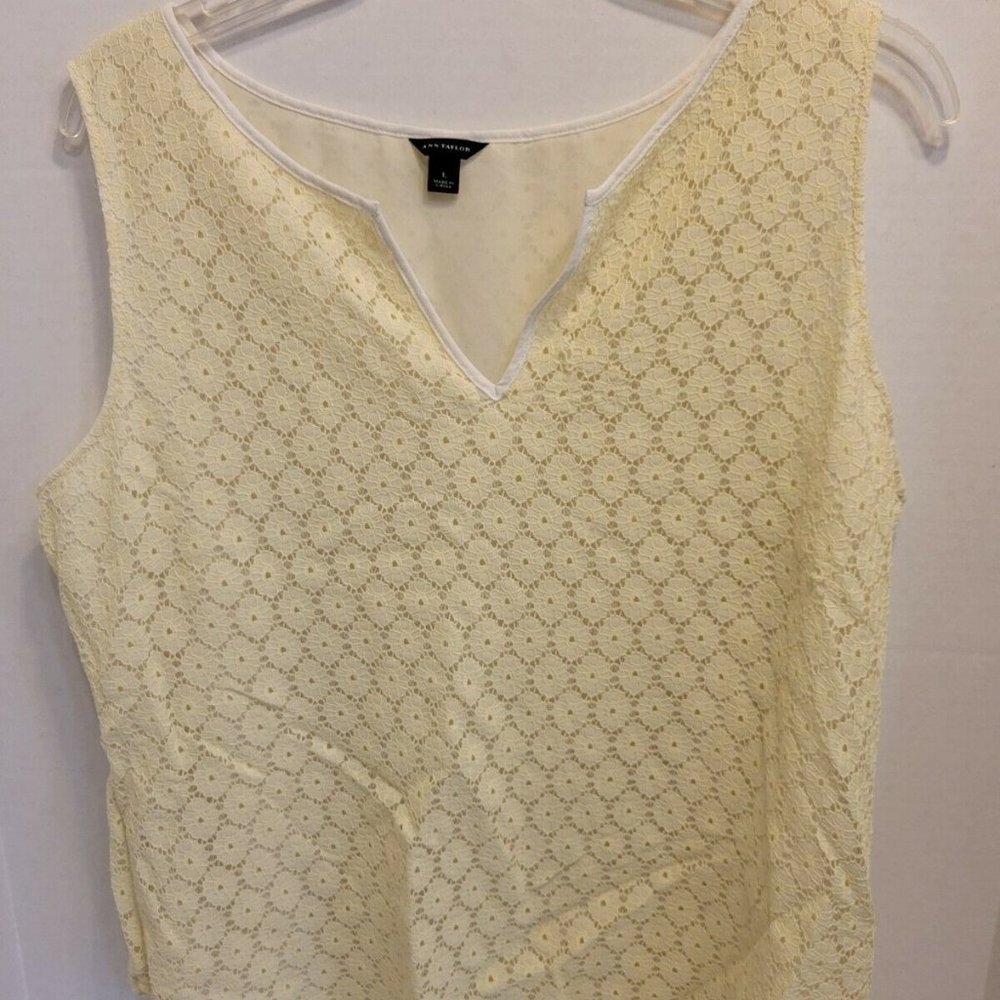 Ann Taylor Yellow Sleeveless V-Cut Blouse Size L
